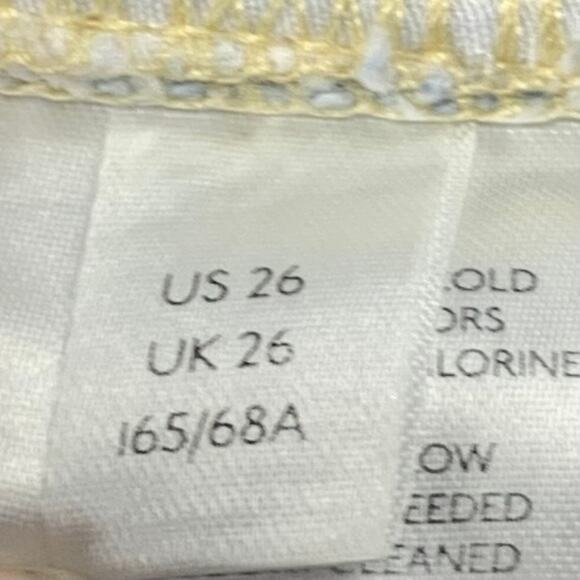 We The Free Jeans Maggie Mid Rise 26 Light Wash Straight Distressed Button Fly - Picture 16 of 16